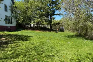 35 Fort Hill St, Fort Fairfield, ME 04742 - Photo 3