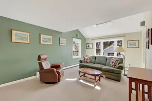 7 Hale St, Portland, ME 04103 - Photo 21