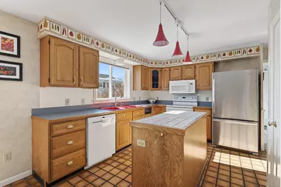 7 Hale Street, Portland, ME 04103 - Photo 15