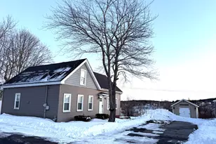 16 Bartlett St, Saco, ME 04072 - Photo 5