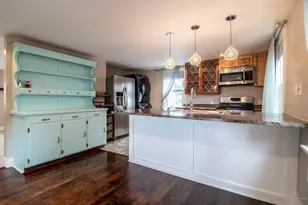 16 Bartlett St, Saco, ME 04072 - Photo 9