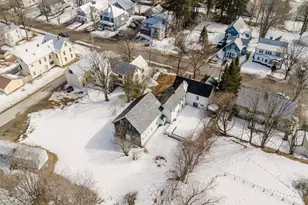 18 Maple St, Skowhegan, ME 04976 - Photo 9