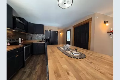 19 Pinkham Street, Lincoln, ME 04457 - Photo 11