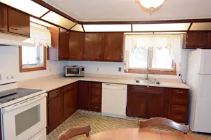 116 Center St, Van Buren, ME 04785 - Photo 3