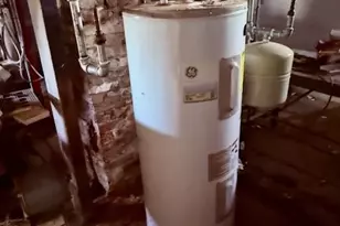 21 Hicks Rd, Augusta, ME 04330 - Photo 13