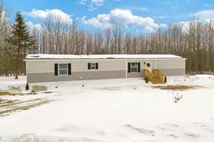 529 Phillips Corner Rd, Pittsfield, ME 04967 - Photo 39