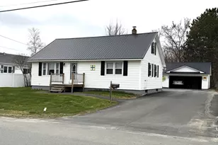 44 New York St, Millinocket, ME 04462 - Photo 1