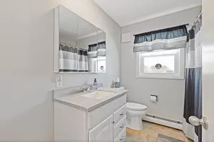 653 Abbott Rd, Winslow, ME 04901 - Photo 15