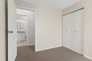 18 Ocean St, South Portland, ME 04106 - Photo 21