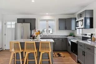 19 Feldspar Ln, Cumberland, ME 04021 - Photo 9