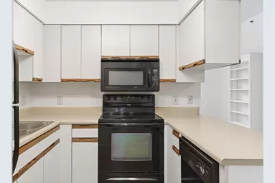 245 Broadway #202, South Portland, ME 04106 - Photo 23