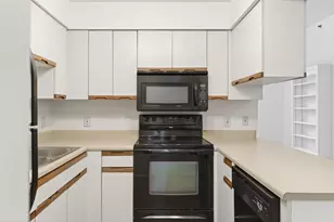 245 Broadway, South Portland, ME 04106 - Photo 23