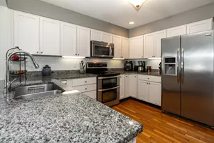 39 Wildwood Dr, Cape Elizabeth, ME 04107 - Photo 37