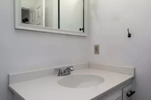 39 Wildwood Dr, Cape Elizabeth, ME 04107 - Photo 11