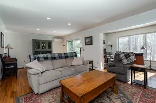 39 Wildwood Dr, Cape Elizabeth, ME 04107 - Photo 7