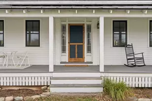 10 Round Hill Ln, Brunswick, ME 04011 - Photo 3