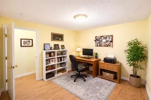 2094 Glenwood Ave, Hermon, ME 04401 - Photo 25