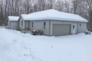 63 Maple Ridge Dr, Winthrop, ME 04364 - Photo 5