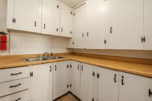 325 Cumberland St, Rumford, ME 04276 - Photo 13