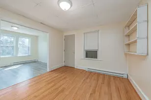 325 Cumberland St, Rumford, ME 04276 - Photo 15