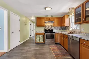 28 Hanna Dr, Waterboro, ME 04030 - Photo 9