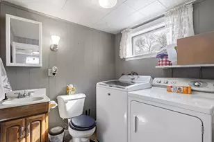 66 W Front St, Skowhegan, ME 04976 - Photo 23