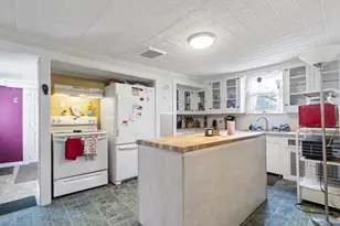 66 W Front St, Skowhegan, ME 04976 - Photo 17