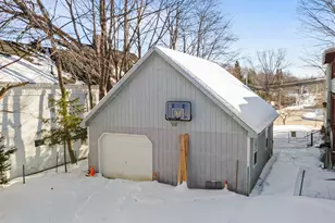 145 Highland Ave, Gardiner, ME 04345 - Photo 3