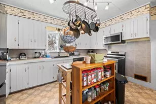 145 Highland Ave, Gardiner, ME 04345 - Photo 7