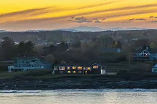 10 Sunny Bank Rd, Cape Elizabeth, ME 04107 - Photo 3