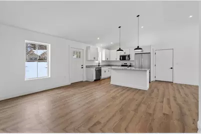 7 Village Green Circle, Oakland, ME 04963 - Photo 17