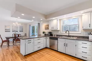 14 Patoine Pl, Old Orchard Beach, ME 04064 - Photo 21