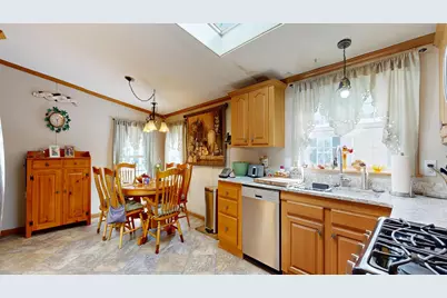 13 Village Drive, Lewiston, ME 04240 - Photo 11