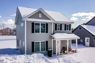 15 Intrepid St, Brunswick, ME 04011 - Photo 1