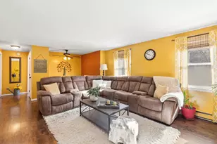 32 Rosewood Cir, Sanford, ME 04083 - Photo 9