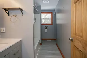 127 Meadow Ln, Farmington, ME 04938 - Photo 15