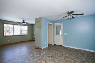 127 Meadow Ln, Farmington, ME 04938 - Photo 11