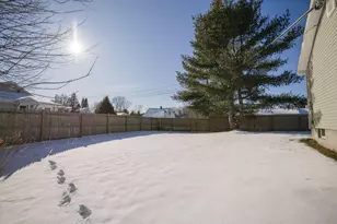 127 Meadow Ln, Farmington, ME 04938 - Photo 47