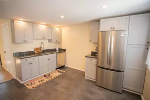 166 York St, Bangor, ME 04401 - Photo 9