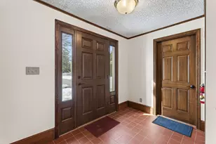 525 W Auburn Rd, Auburn, ME 04210 - Photo 5