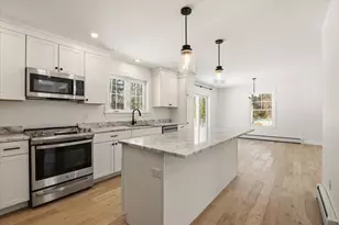 1 Talias Wy, Scarborough, ME 04074 - Photo 5