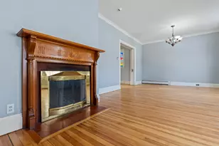 8 Prospect St, Waterville, ME 04901 - Photo 13