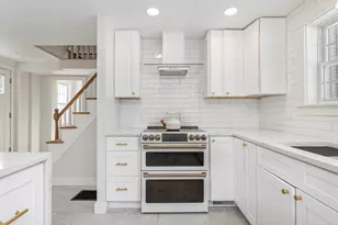 259 Falmouth Rd, Falmouth, ME 04105 - Photo 13