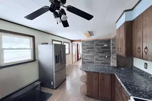 34 Ohio St, Millinocket, ME 04462 - Photo 3