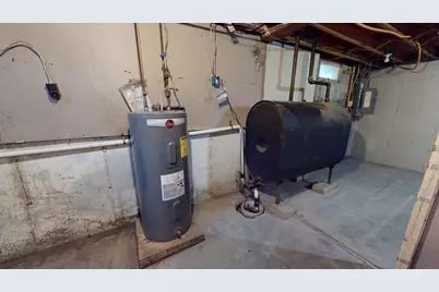 11 Jans Boulevard, Lewiston, ME 04240 - Photo 9