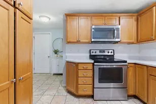 18 Summit Cir, Westbrook, ME 04092 - Photo 5