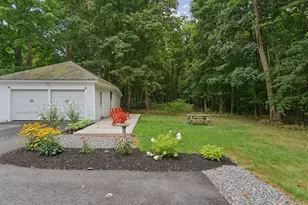 14 Yarmouth Rd, Gray, ME 04039 - Photo 9