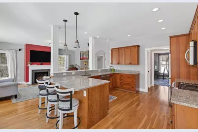 56 Drowne Road, Cumberland, ME 04021 - Photo 11