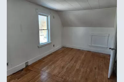 25 Howard Street, Presque Isle, ME 04769 - Photo 9