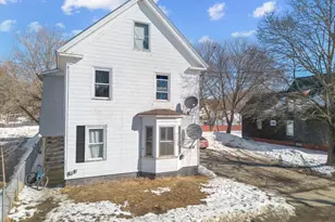 31 High St, Waterville, ME 04901 - Photo 3